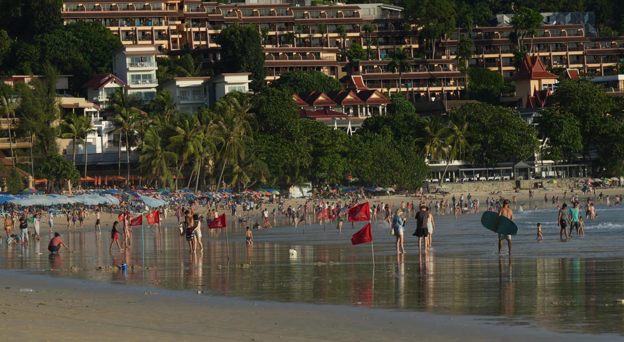 Coco Mountain View Guest House Hotel Kata Beach  Esterno foto