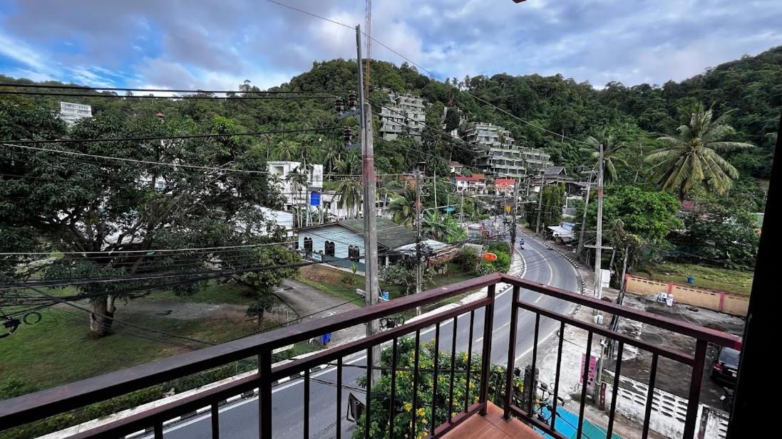 Coco Mountain View Guest House Hotel Kata Beach  Esterno foto