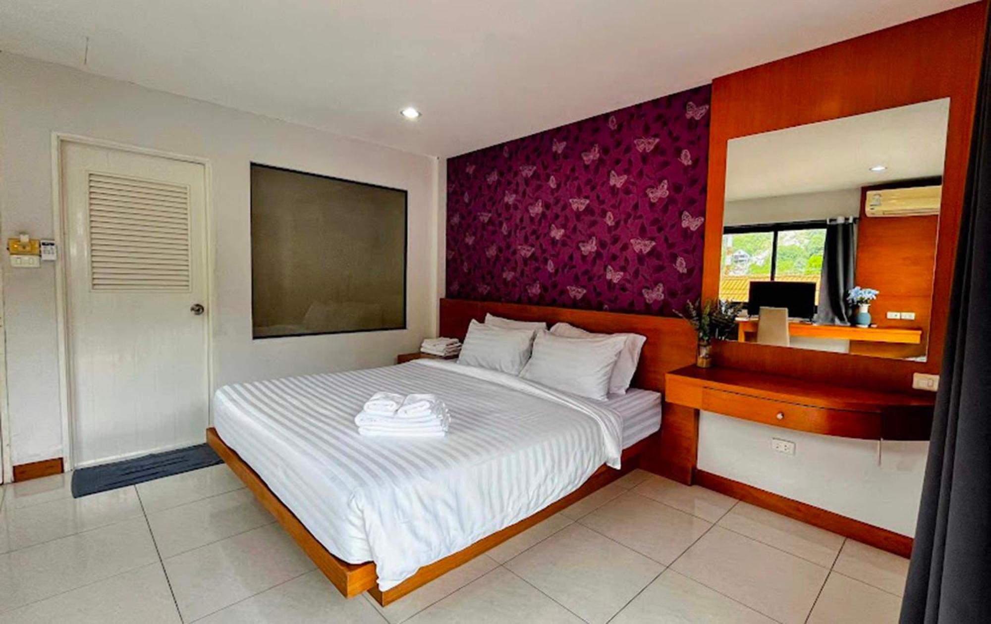 Coco Mountain View Guest House Hotel Kata Beach  Esterno foto