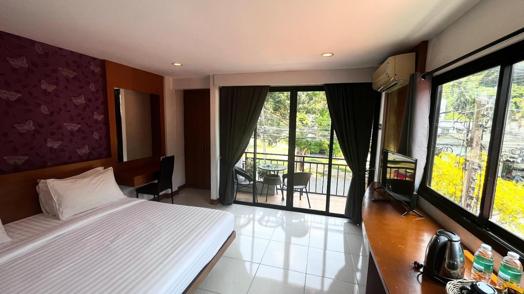 Coco Mountain View Guest House Hotel Kata Beach  Esterno foto